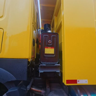 30t Loading Capacity Sinotruck 6X4 Heavy Duty Hauler Truck for Industrial Transport