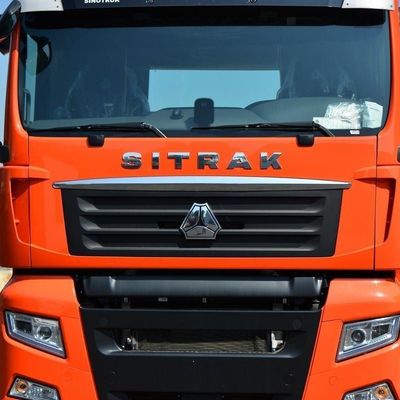ZZ4257N3247E1H Tubeless Tire Design Sinotruck Heavy Duty Tractor with 1000L Fuel Tank