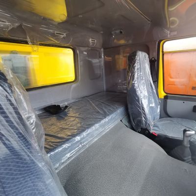 Industrial Dumping with Heavy Duty 6X4 Sinotruck Hauler Truck and Hydraulic Steering