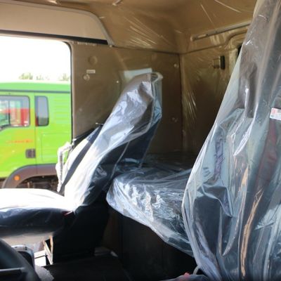 Long Distance Hauling Heavy Duty Commercial Transport Truck with Tubeless Tire Design
