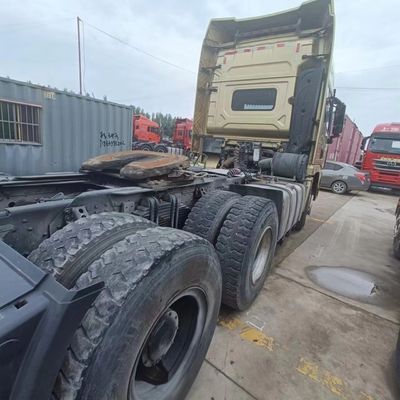 Towing Semi Trailer Shaanxi Automobile Heavy-Duty Tractor Truck with 1000L Fuel Tank