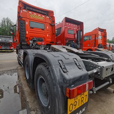 600L Fuel Tank Tractor with 480HP Engine and Air Suspension Driver's Seating