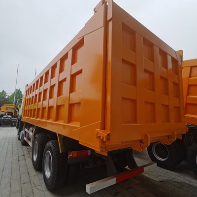 6.8x2.5x3.8m Shacman Dumper Vehicle with 400L Fuel Tank and Air Suspension Driver Seat