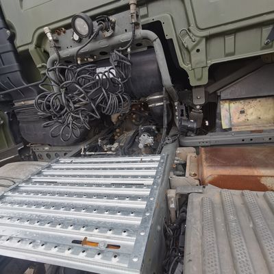 Towing Semi Trailer Heavy Duty 6X4 Sinotruck with Air Suspension Seat and 540HP Engine
