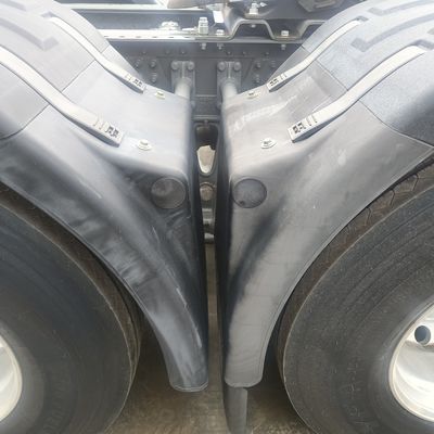 Torque Engine Diesel Tractor Truck with GCC Tire Certification and ≤5 Seats