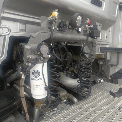 Torque Engine Diesel Tractor Truck with GCC Tire Certification and ≤5 Seats