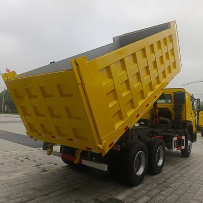 Sinotruk Chassis Haowo 371 Dump Truck with Tyres and Customized Power Assistance