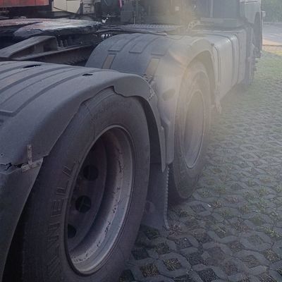 Hydraulic Steering with Power Assistance Heavy Duty Transportation 460HP Volvo 6X4 Truck