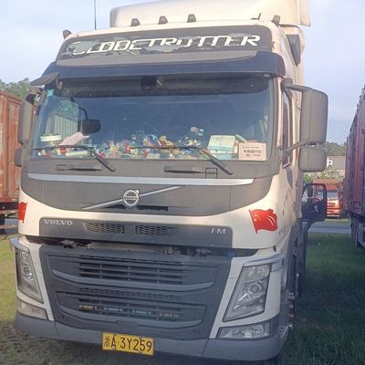Hydraulic Steering with Power Assistance Heavy Duty Transportation 460HP Volvo 6X4 Truck