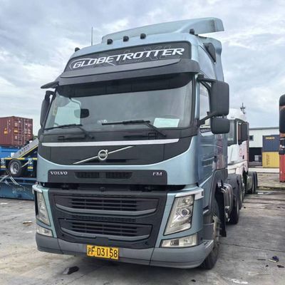 Customized Shacman Heavy Duty Tractor Trailer with 1000L Fuel Tank and ISO Certified