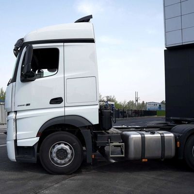 510 Horsepower Mercedes Actros 6X4 Tractor for Towing Semi Trailer and Heavy Loads