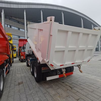 30-40t Sinotruk Chassis Manual Transmission Heavy Duty Dump Hauler for Mining Industry