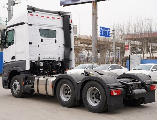 High Capacity Manual Transmission Diesel Tractor Truck for Heavy Duty Farming Tasks