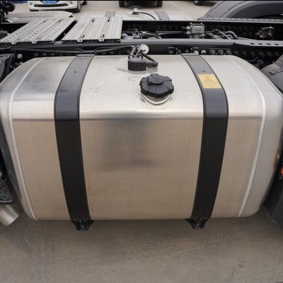 Euro6 Truck Tractor for Heavy Duty Hauling and Transportation Needs 6.8x2.5x3.8m