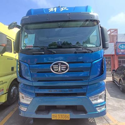 Sinotruck 560HP Tipper Trailer with 1000L Fuel Tank within Customization Options