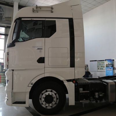 6×4 Euro 5 510HP Heavy-Duty Tractor for Cargo Transport Man Tgx Series Automatic