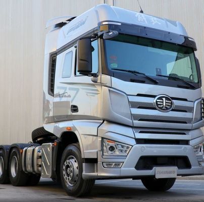 400L Fuel Tank Sinotruck Tractor for Customized Heavy Duty Towing Requirements