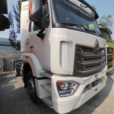 Sinotruk Chassis 10 Wheeler Transport Heavy Cargo Tractor Truck for Your Requirements