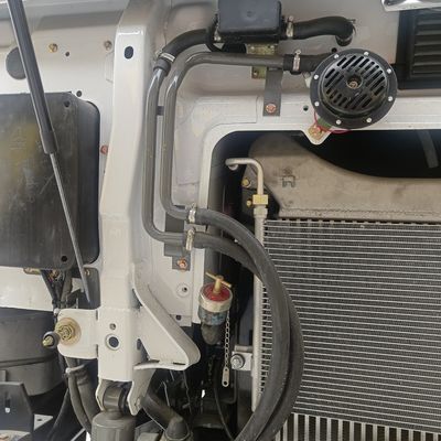 Manual Transmission Dump Truck with Tyres and Hydraulic Power Assistance Steering