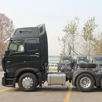 6×4 Drive Wheel Shacman 420HP Air Suspension Seat Towing Vehicle for Semi Trailers Truck