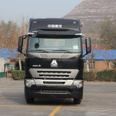 31-40t Carbon Steel Cargo Box HOWO A7 Series 6X4 400HP Towing Truck with 600L Fuel Tank
