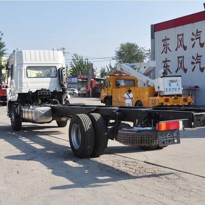 Dongfeng Commercial Vehicle 180HP 4X2 9.6m Box Truck for Heavy Loads and Long Distances