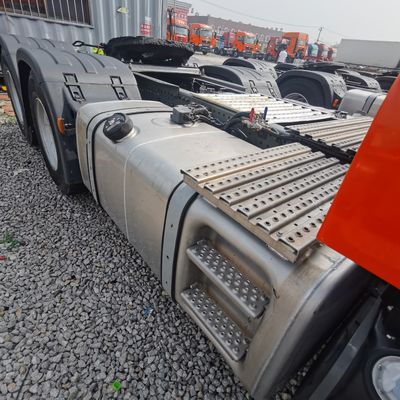 Initial Payment Accepted FAW Heavy Truck Providing 480HP CNG Tractor Trucks for Cargo
