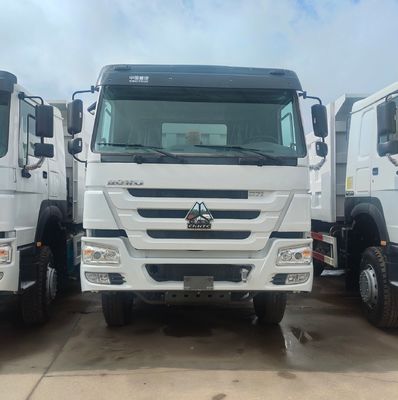30 Tons Scraper or Rhd Manual Dump Truck for Large-Scale Construction Projects