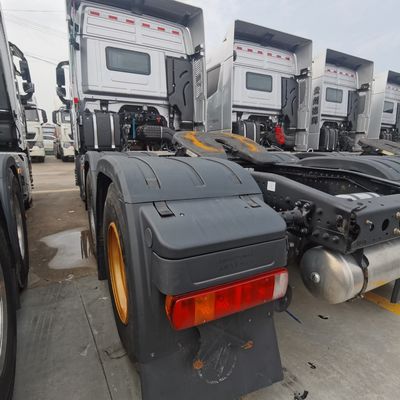Towing Vehicle with 400HP Engine and Air Suspension Customized to Your Specifications