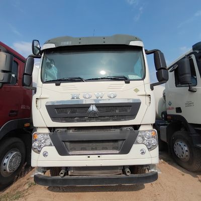 15-20 Cubic X4 Sinotruck HOWO 371HP Concrete Mixer Truck for ≤5 Seats and 6 Months