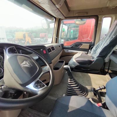 15-20 Cubic X4 Sinotruck HOWO 371HP Concrete Mixer Truck for ≤5 Seats and 6 Months