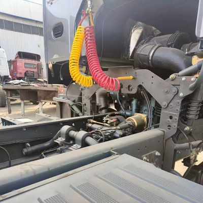 Dumping Towing Solution Shacman Truck HOWO with Air Suspension Seat 351-450hp Seats ≤5