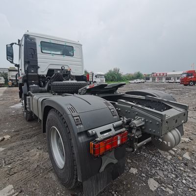 Used Sinotruk Tractor Truck with Return refunds and Hydraulic Steering