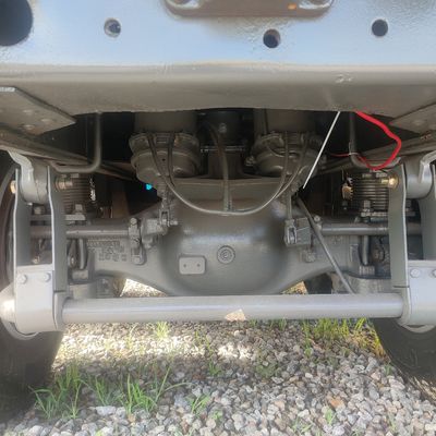 Durable Hauling Truck Hovo 6X4 LHD with 6 Months After-sales Service and 371HP Horsepower