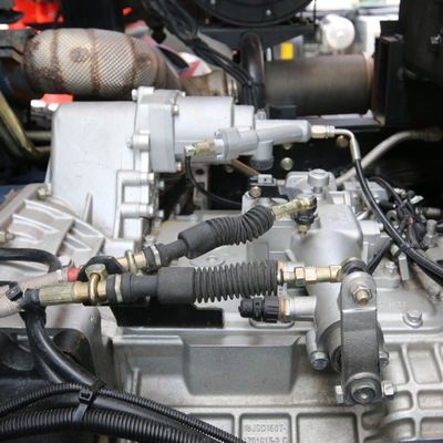 Shacman 8X4 Pre-Owned Truck Beiben V3 320 HP Hydraulic Steering Self Dumping Currency US
