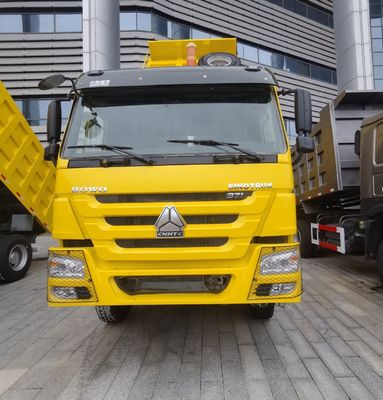 Affordable Truck Head with 1000L Fuel Tank and Air Suspension Seat Perfect ' Needs