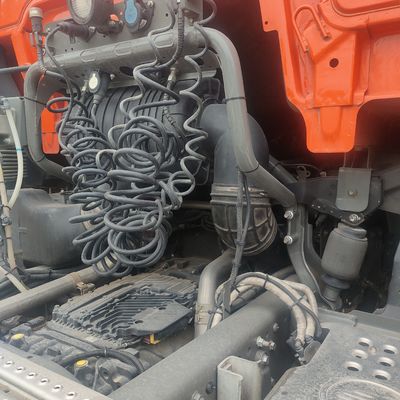 Trailer Truck with Air Suspension Seat for Towing Engine Capacity ＞8L and Heavy Duty