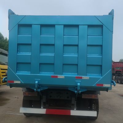 Initial Payment HOWO 371HP Transport Dump Truck with Economical Tractor Head Design