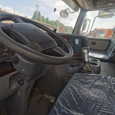 Towing Semi Trailer 371HP HOWO Heavy Duty Tractor with 1000L Fuel Tank Euro2/Euro3/Euro4