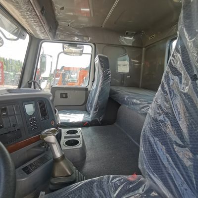 Economical Towing Semi Trailer 371HOWO Tractor Seats ≤5 in Towing with 1000L Fuel Tank