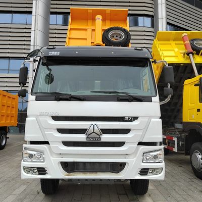 Manual Dump Transport Truck for 60 Ton Load Capacity Dependable Performance