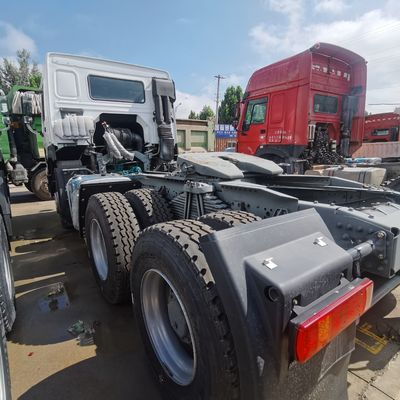 ZZ4257N3247E1H Gasoline Tractor Head Sale with Air Suspension Seat and 1000L Fuel Tank