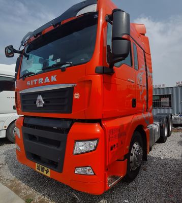 Manual Transmission Type Affordable and Durable Sinotruk Tractor with Air Suspension Seat