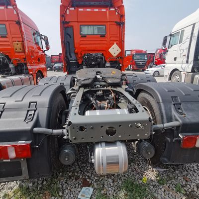 Customized Tractor Truck with Long-Lasting Durability and 6 Months After-sales Service