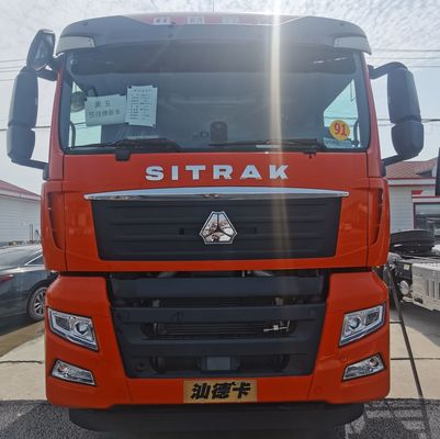 Tubeless Tire Design Used Heavy Duty CNG Tractor for Long Distance Towing