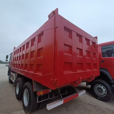 Tyres and Sinotruck Chassis 40t Loading Capacity Mining Equipment Truck for Heavy Duty
