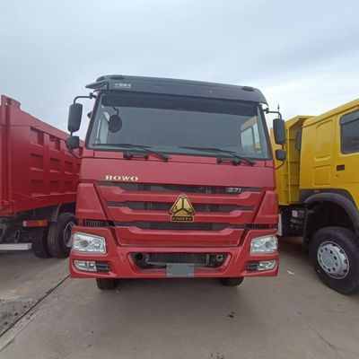 Tyres and Sinotruck Chassis 40t Loading Capacity Mining Equipment Truck for Heavy Duty