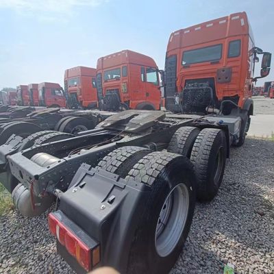 Used HOWO 6X4 Tractor Truck for Towing Semi Trailers Customization and Package Size