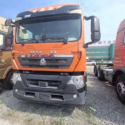 Customized Used Sinotruk HOWO 6X4 Tractor Truck for Heavy Duty Towing and Performance