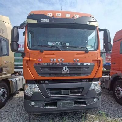 Customized Request Heavy Duty Sinotruk HOWO 6X4 Tractor Truck for Transport Needs